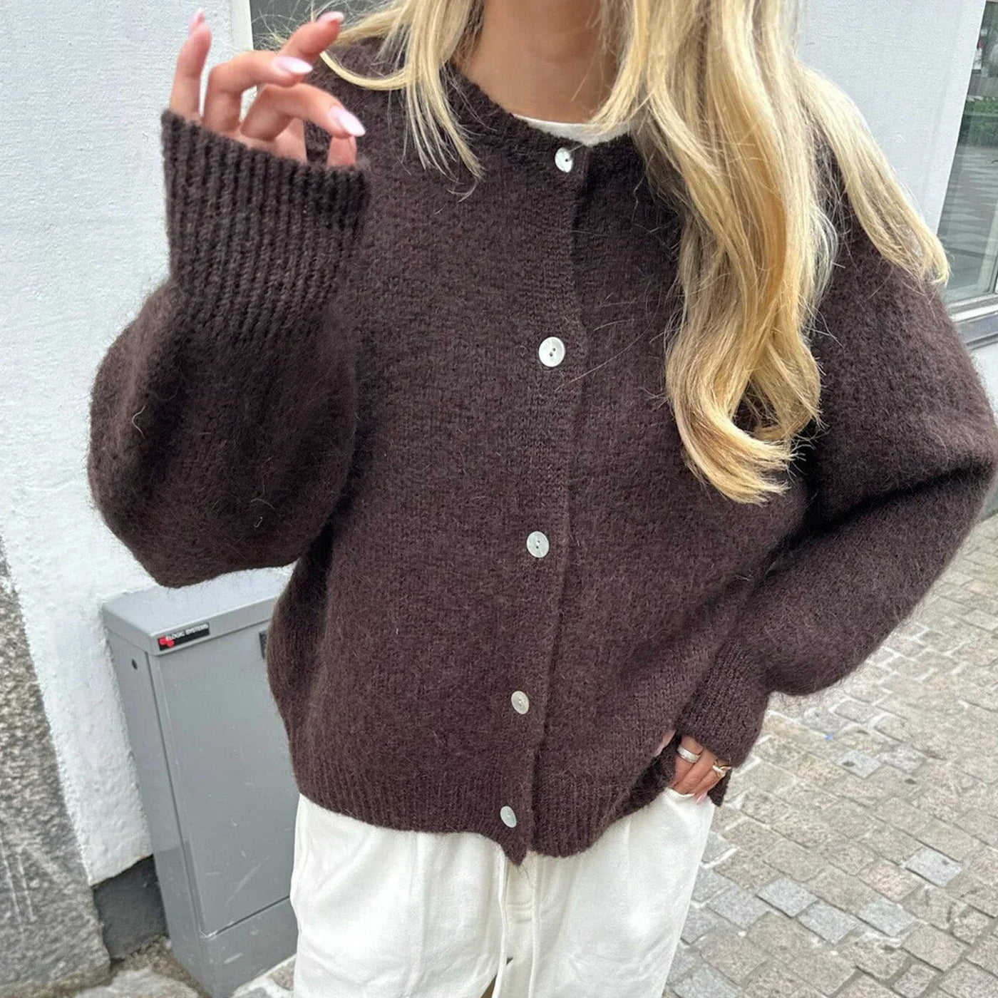 Hannah - Mjuk Stickad Cardigan med Knappar för Damer